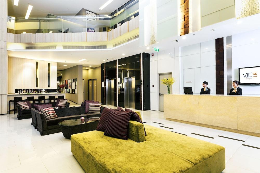 Vic 3 Bangkok Hotel Екстер'єр фото
