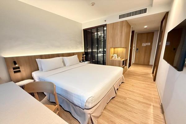 Vic 3 Bangkok Hotel Екстер'єр фото